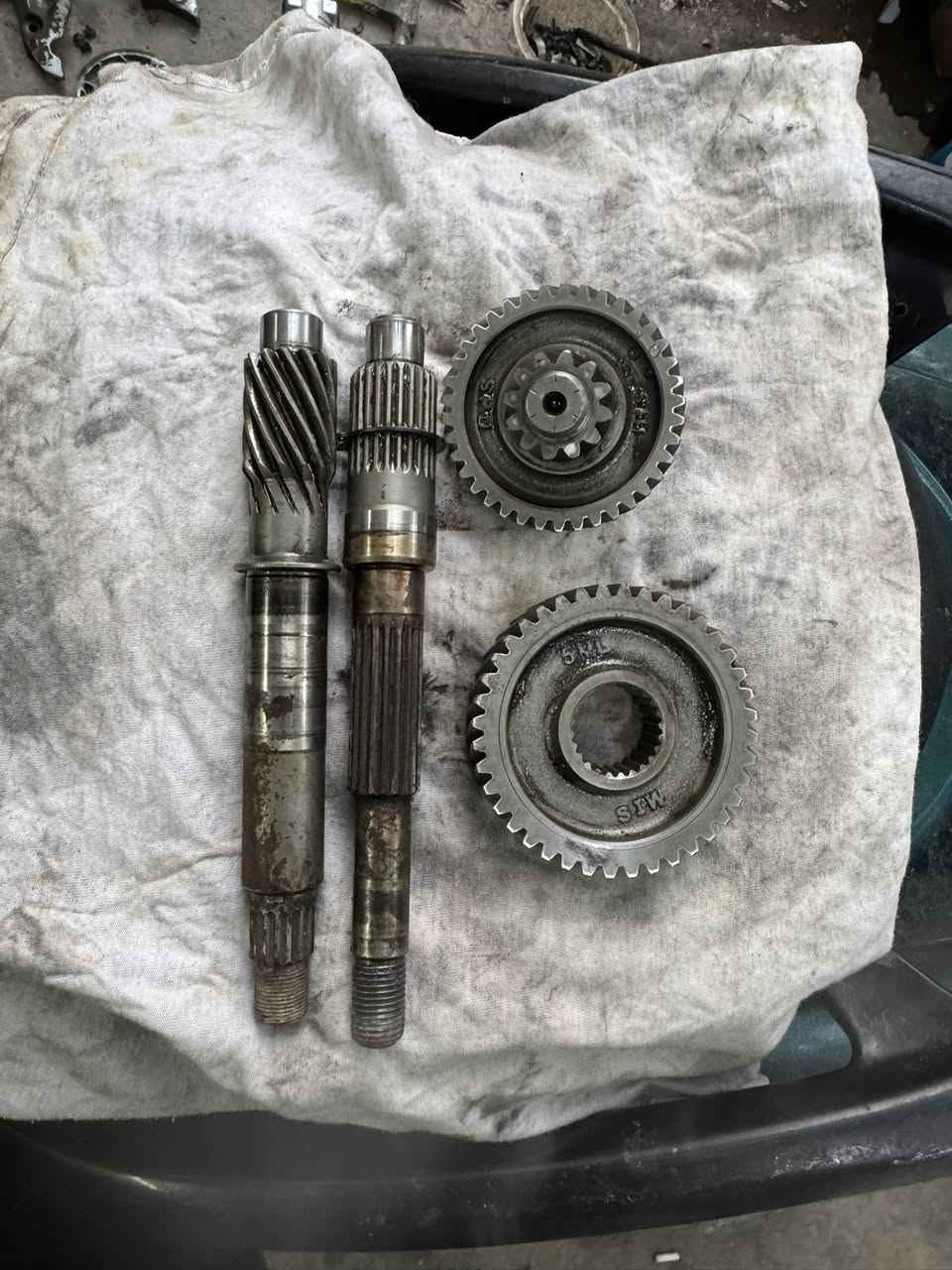 شتريد موجود بسعر حلو مكاني حريه ***********
