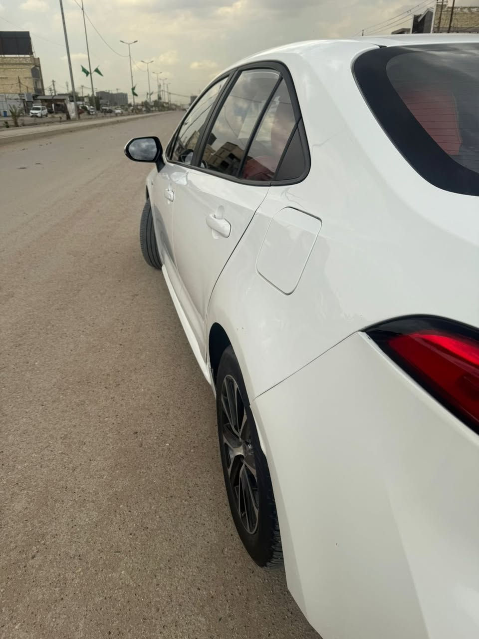 السلام عليكم
كورلا 2025 هايبرد

فول مواصفات 

باسمي تحويل ثاني يوم

ماشيه 20 الف

بيهه بارد بلداير مال جاملغ الخلفي جهة السايق وصبغ ربع الدعاميه وناشر الصوره

الباقي كله مكفول  كير محرك كهربائيات صدر تبريد سياره كلش نظيفه ومعتني بيهه 

السعر المطلوب 143$ مجال جدا بسيط حك الجيه

العنوان/بغداد البياع

***********
