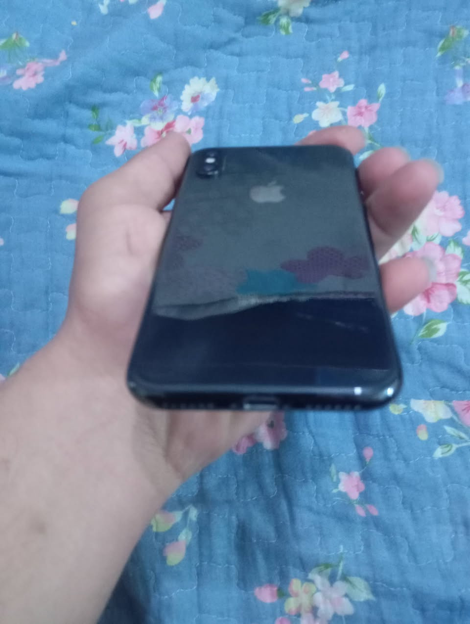 السلام عليكم ايفون اكس ذاكره 256 جهاز نضيف حيل مبدل شاشه وكاله فيس ايدي شغال بطاريه 78 نضيف جهاز سعره 150 وبي مجال مكاني كربلاء فريحه قرب جامعه رقم ***********
