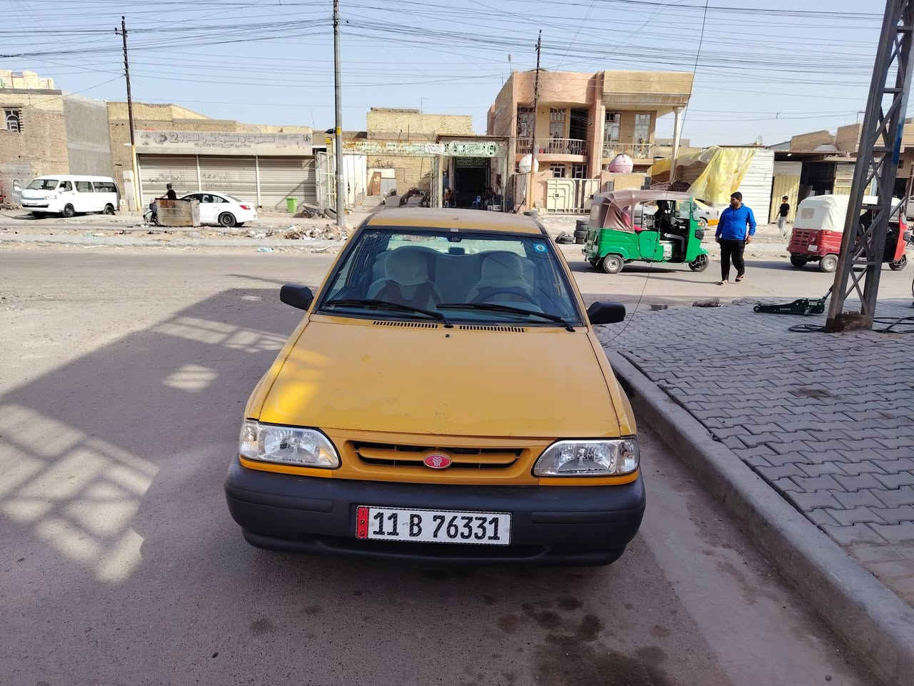 السلام عليكم ورحمة الله سايبه مديل ١٢ سياره خير من الله مكينه وكير صدر امامي وخلفي جديد صار سبوعين من مسويه كله اصلي شواصي طاكه ومعمره سياره تجفيت جديد سياره مال خبزه  رقم بغداد دولي بسمي توحيل مباشر سعر ٢٦ وبيهه مجال مكاني بغداد الحسينية مال رشديه رقم الهاتف ***********
