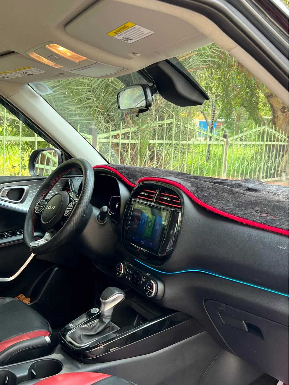 كيا صول S موديل 2023
فول عدا الفتحه 
حجم المحرك 2000 دوش حادث كما موضح بصور طخطخات ومصبوغه على كدهن بدون تبديل  ايرباك برده فقط وصور الحادث ورقم الشاصي بالمنشور بجم بلادي كبس شواصي لغود كفاله 
ماشية 18 الف موصفات بصمه كشن كهرباء رادارات حساسات إوتوستوب لايت زنون
 لدات حفر بكامل الغرفه كشنات جلد لونين
سياره جديده وتريها حلو 
 السعر 135$ بيها مجال
 مكاني بغداد جديده الامين *********** بغداد, العراق
