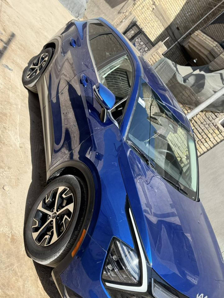 سبورتج موديل ٢٠٢٥ 
دخول جديد ماشيه ٢٠ الف كم 
فول مواصفات عدى البنوراما 
حادثها تبديل بنيد  وشويه صبغ بالجاملغ الايمن بدون دواخل ولا شواصي. وبدون ايرباك
تصليح درجه اولى 
بدووون رقم منفيست بأسمي 
سعرها  ١٩٠ 
مكاني بابل / المسيب 
***********
