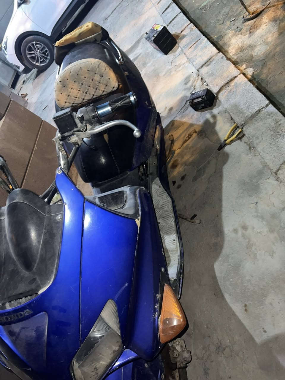 كومت حديد قفلها 175 لمو.  شراي لا يراسل رحمه لهلكم لحد يكلي شبيها كومت حديد بصره قضاء الصادق باهله ***********
