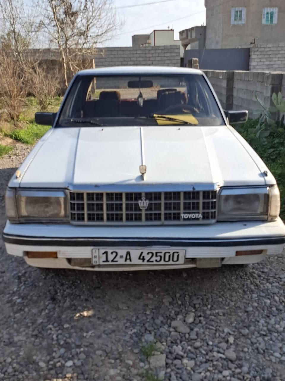 السلام عليكم سوبر 85 للبيع او المراوس سياره مال بيت  
كير شرط محرك اول ما اشغل بي صوت وراها يروح سياره جديده مال بيت كهربائيات شغاله صدر جديد بيها ملاحضات بارد قليله سياره حلوه حيل وناعمه رقم نينوى دولي سنويه لل 30 شرعياتها كلها شرط سعرها 38وبيها مجال مكاني الشرقاط الساحل الايسر  ***********
