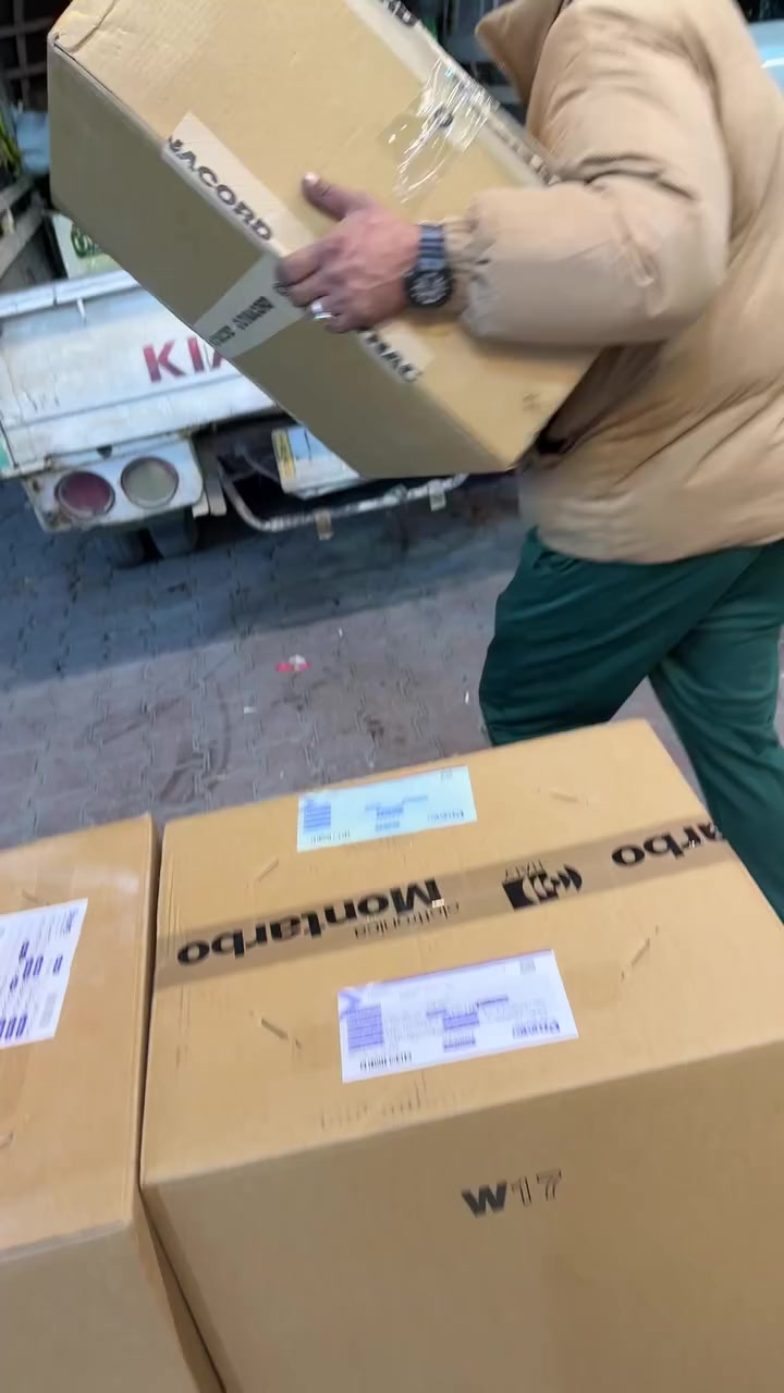 الهم صل على محمد وال محمد 🤲
تم تجهيز الاخوه من معرض ابو شيبه. البياتي للصوتيات 

🔊🔊🔊🔊🔊🔊🔊🔊🔊🔊

يوجد. مفرد بسعر الجمله حصرا

🏢🏢🏢🏢🏢🏢🏢🏢🏢🏢

العنوان مدينه الصدر قطاع 56

مقابل ساحة الصدرين 

🚚🚚🚚🚚🚚🚚🚚🚚🚚🚚

يوجد توصيل الى جميع المحافضات 

☎️***********

☎️***********

☎️***********

☎️***********
