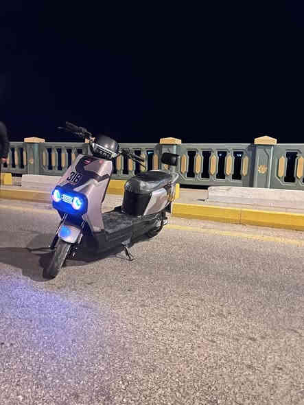 السلام عليكم 
للبيع دراجه شحن نوع 318 
دراجه خير من الله 
بطاريات نضاف 
السعر650 
رقم الهاتف ***********
