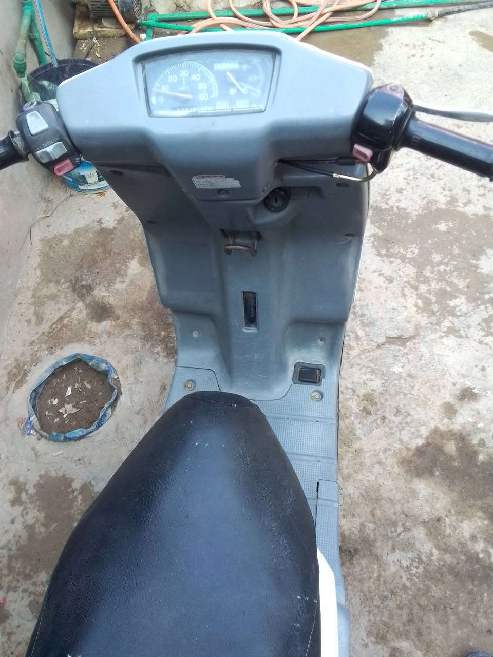 سلام عليكم دراجة بيكم للبيع نضيفة حيل كهربائيات كلهة شغالة سلف وهندر اوراق كاملة  مكاني شعب حي البساتين الاستفسار *********** السعر350 بيهة مجال حك الجية
