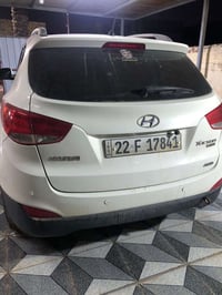 اخوتي   توسان 2010 لون ابيض  مكفول التبديل فقط الي موضح بلسونار مواصفا...