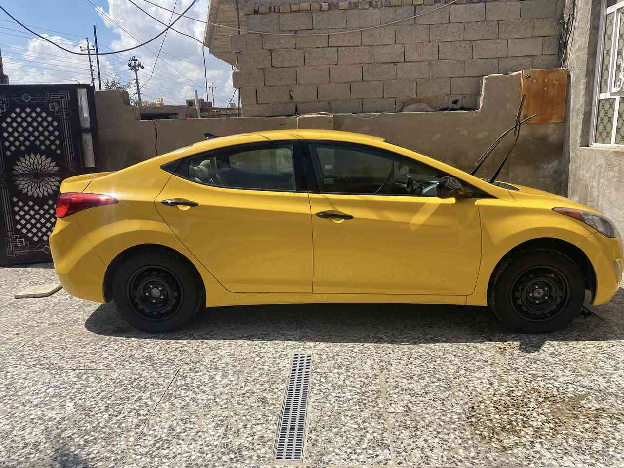 السلام عليكم
النترا 2013 امريكي حادث جاملغ امامي بدون دواخل مثل مموضح بالصور تفاصيلها وصورها موجوده كلها ومن ضمنها السونر  صدر امامي خلفي جديد تخم تاير باتري جديد راديتر جديد ادامه منظومه التبريد كامله جديد 
المكان بغداد 
السعر 100 وبيها مجال 

رقم الهاتف ***********. او خاص مراسله
