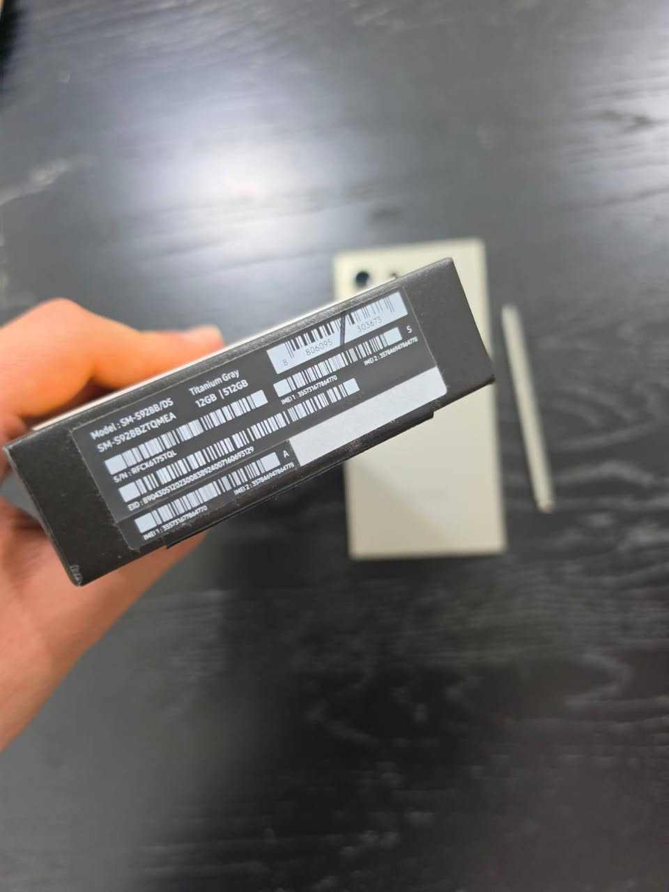 السلام عليكم
جهاز S24 Ultra ابو الضمان نضيف جدا 
مع الملحقات كاملة 
ذاكرة 512GB 
ذاكرة عشوائية 12GB
اللون تيتانيوم titanium gray كما موضح بالصورة
التواصل : على الرقم *********** متوفر واتس اب و اتصال
و متوفر الماسنجر
العنوان : البصرة-البراضعية
السعر : مليون و 150 الف
