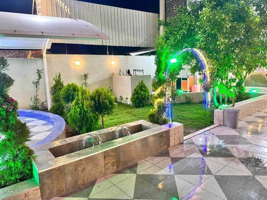 منتجع الخال الترفيهي  VIP 👑

احجز مكانك للعيد 💫🦋✨

رحلة استثنائية تنتظرك… اكتشف جمال الوجهة بروح جديدة… 😌

إحجز مزرعتك

* التيار الكهربائي على مدار 24 ساعةٍ كاملة دون إنقطاع 

* مسبح مخصص للأطفال 👧 👦 

* مسبح مخصص للكبار

* يحتوي منتجعنا على ألعابٍ للكبار (( منضدة 🏓 + فيشه )) 

* صالة كبيرة مؤثثة ومكيفة +2 غرفة نومة ومكيفة 

* خدمة إنترنت 🛜 مفتوح مجاني

* ألعاب أطفال 🧒 

 

* مكانٌ مخصص للشواء مجهز بجميع الإحتياجات الخاصة لذلك 

* مجموعة صحيات متكاملة

‼️ملاحضة:- علماً يتم تفريغ الماء و اعادة ملأ المسبح بل كامل 😷 

ملاحضة:- المزرعة موثقة في تطبيق اجرلي  ⚠️ 

إحجز ☀️ إسبح 🏊 إشوي 🐟 وإقض أحلى وأمتع الأوقات مع عائلتك في أجواءٍ صيفية 

#العنوان_صلاح_الدين_قضاء_بلد.. 

للحجز والإستفسار 

الاتصال على الرقم:-

((***********))اتصال + واتساب

*********** واتساب فقط

او مراسلتنا على الواتساب
