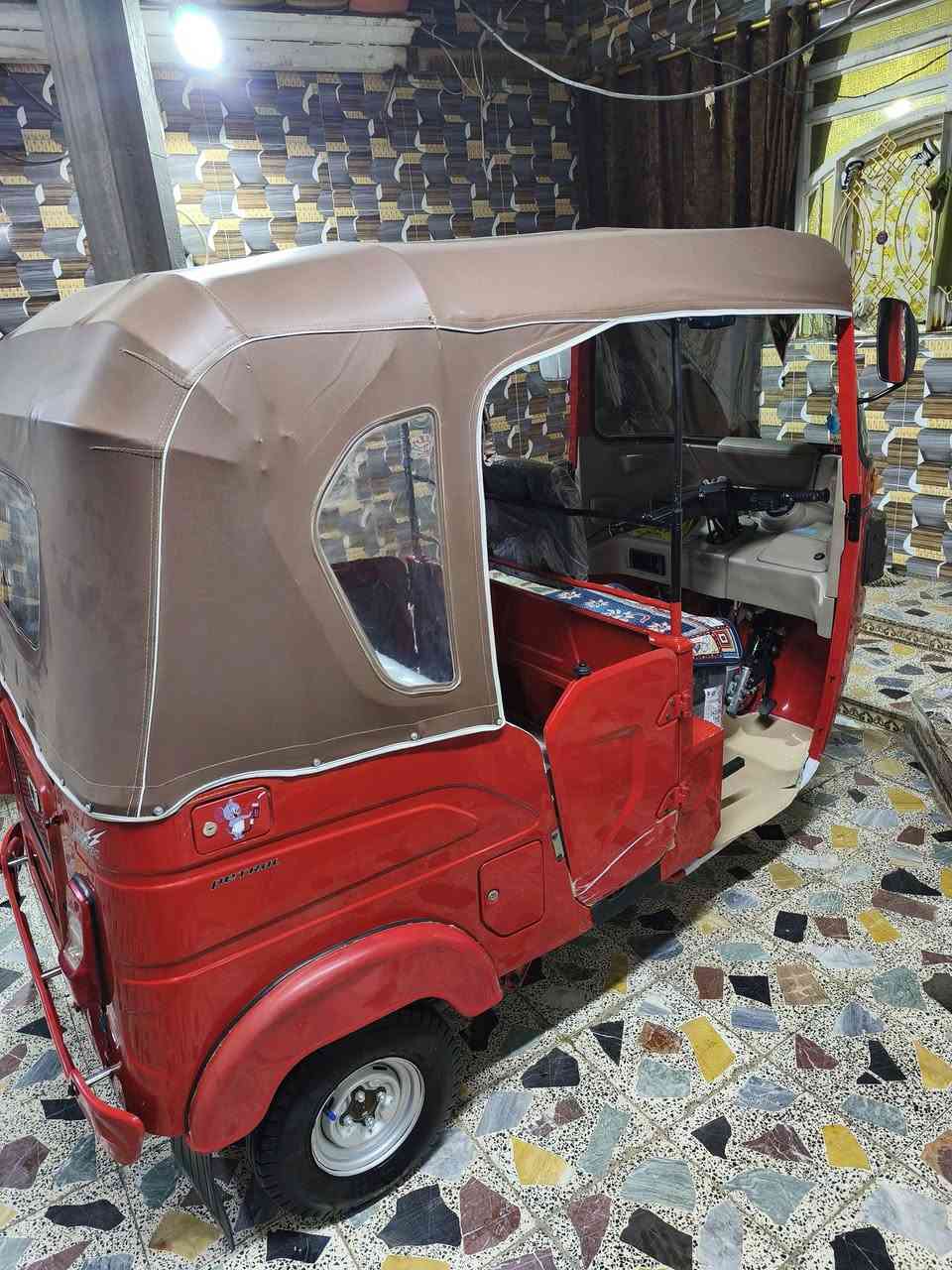 سلام عليكم تكتك 24 لبيع بيهه شويه بارد بصفحه أقل شبر ولباقي كفاله من الخياس ولزلغ ***********
