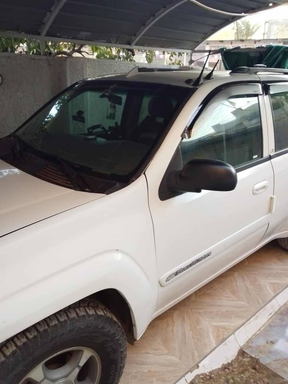 ابليزر لبيع  حي العامل الشهاده  السياره الفين او5/////***********
