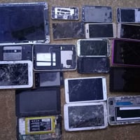 للقطع • شاشات ناقصة • حالة غير مضمونة