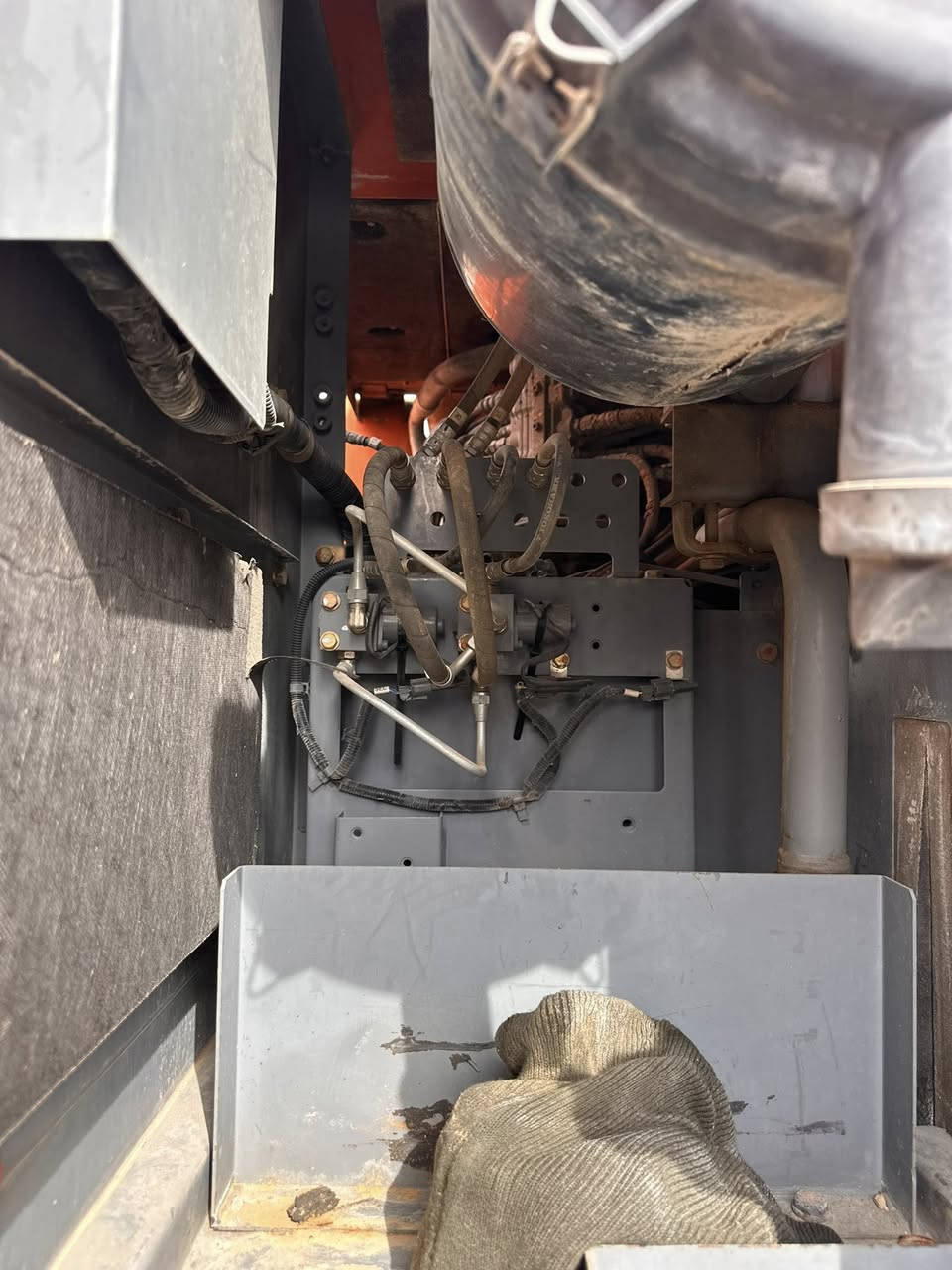 السلام عليكم للبيع زت ثري دخول جديد منفيس كفاله علمه مكينه جديده مشتغله8 الف  مديل 2012 مأسس نقار بلادي مكان كربلاء الاستفسار ***********
