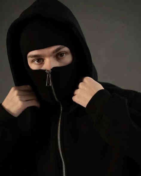 سويتر النينجا توفر🌀🌀صنع خاص 🔥💫احذرو_تقليد الخامه الثقيله متوفر جمله ومفرد شرط الفحص قبل الدفع توصيل لكافة المحافظات 
للحجز راسلناواتساب ***********
