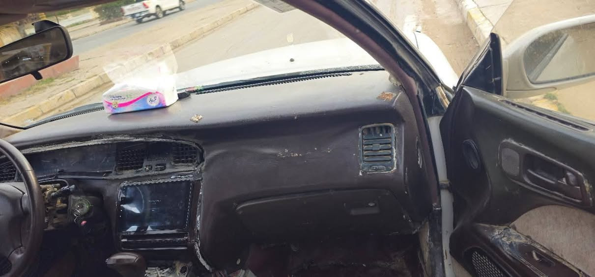 سلام عليكم
بطه متصل رقم انبار ألماني شرط التحويل عليه غرامه 200تنزل من سعر السياره.   السياره مكفول من الكص صبغ ابلاد 
تخم تاير جديد
صدر جديد 
باتري جديد 
سستم صوت +شاشه تاب 
تدفئه نار تبريد بي غاز بس مفصول الكمربرسر
مكاني تكريت  ***********
السعر 40 بيه مجال بصيط
