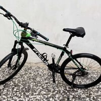 للبيع دراجة هوائية جبلية هجين ماركة Focus الألمانية، قوية ومناسبة للري...