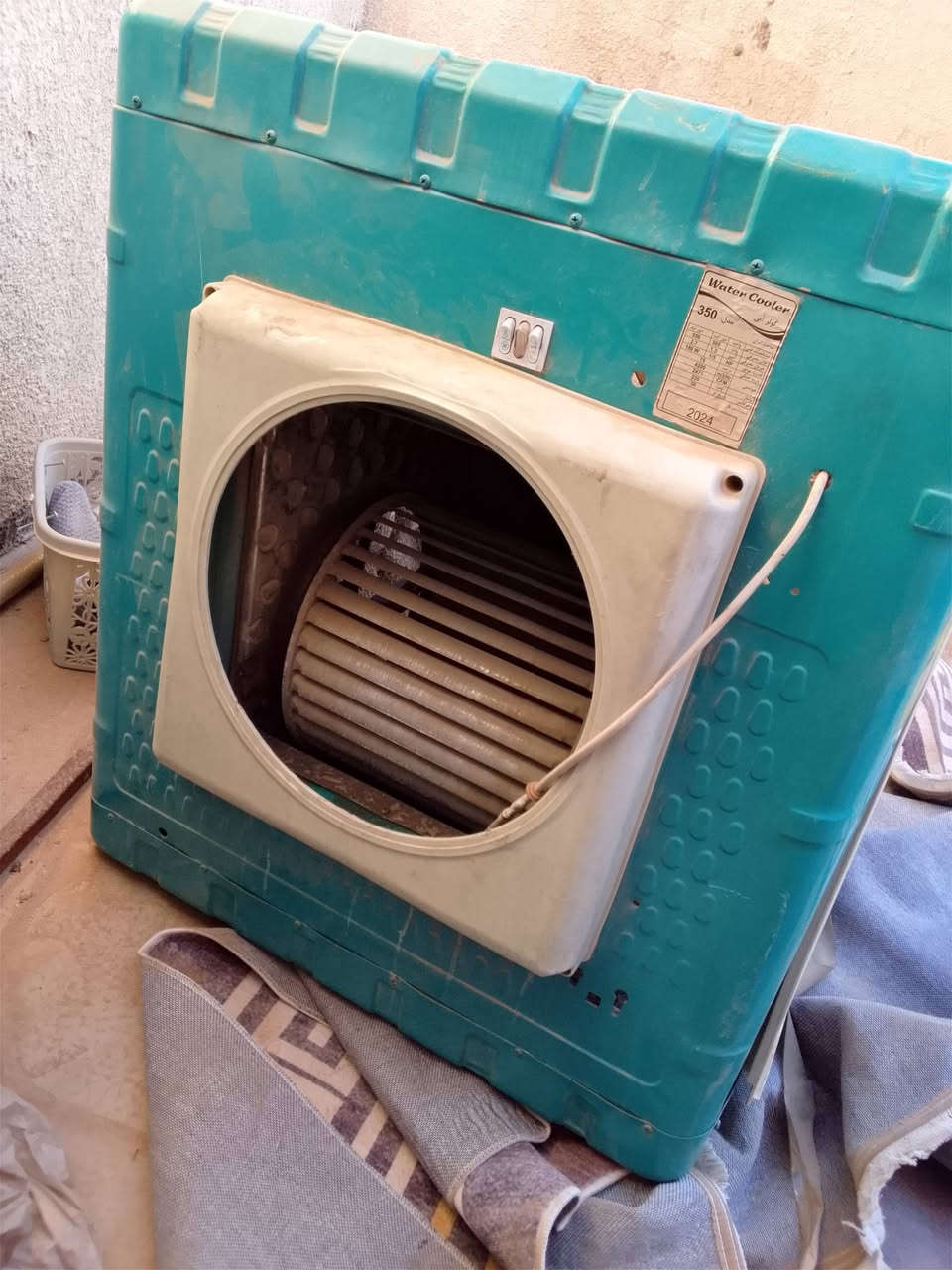 أغراض للبيع نضيفات كلش استخدام فقط شهرين اريد ابيعهم 
مكاني بالسيدية


**إذا كنت صاحب هذا الإعلان وتريد حذفه لأي سبب، رجاءا أرسل رسالة إلى الدعم الفني**