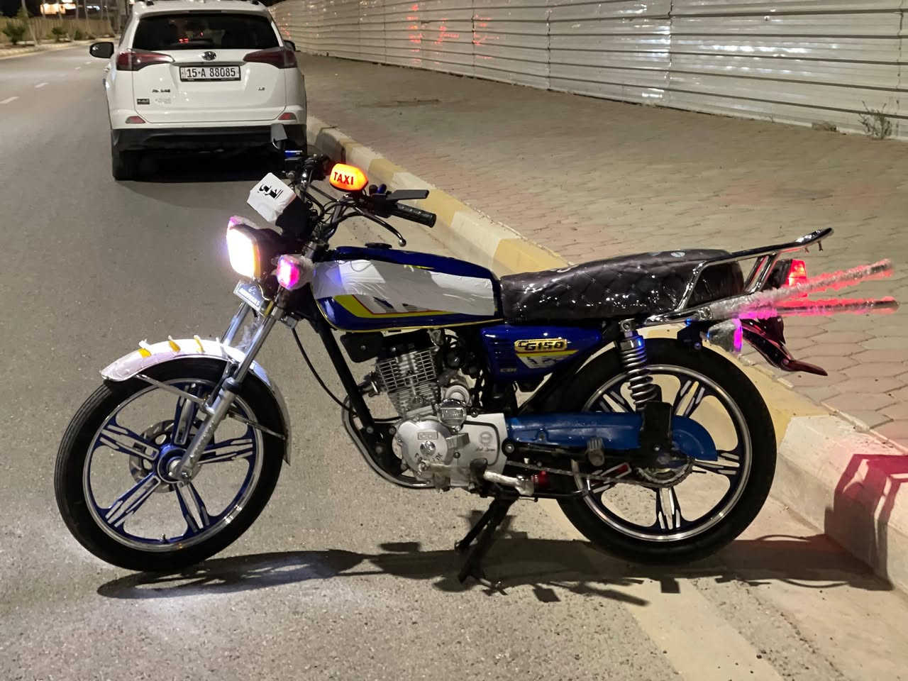 ايراني سيفان للبيع موديل2023 بدون اوراق دراجة مكفولة من كلشي سعرها 625 جماعة500اطبكو على صفحه موجودة الصالنصه لبلادي مالتها مكاني رمادي الملعب تواصل ***********
