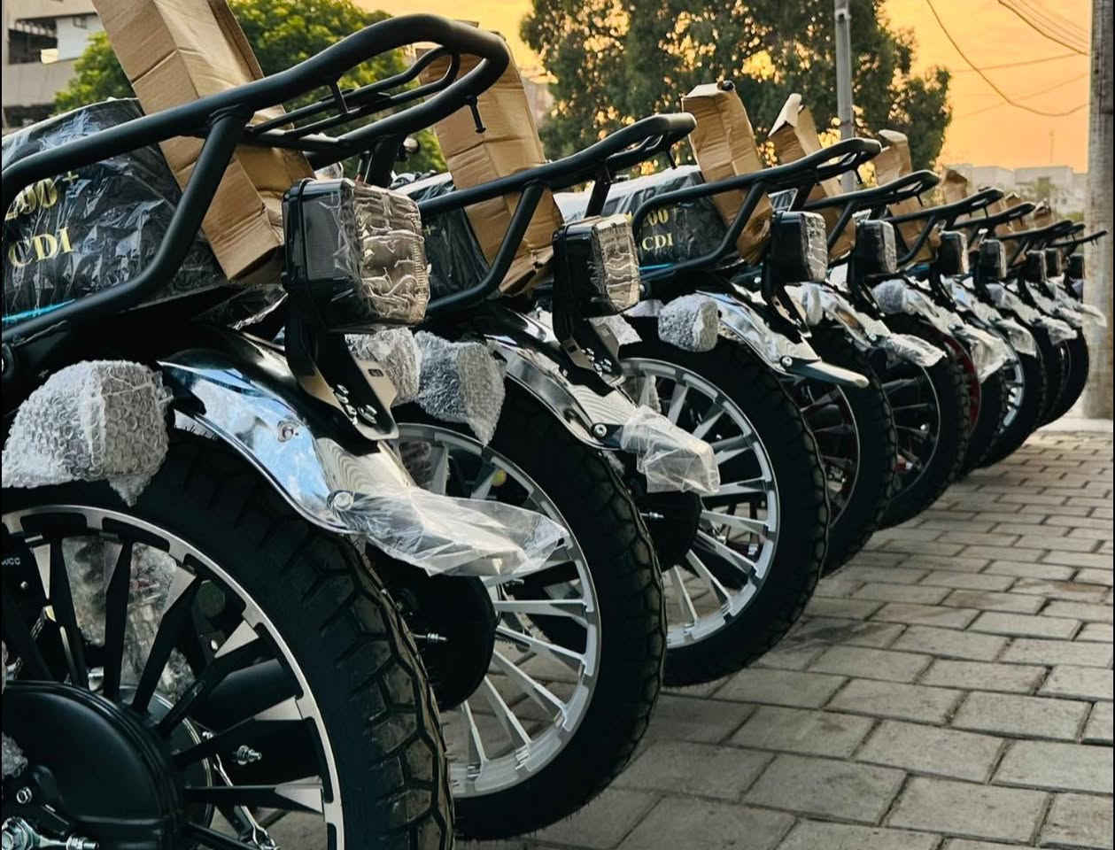 البيع بالنقد والتقسيط القسط الشهري 85 الف 
العنوان بغداد شارع فلسطين شارع الظلال 
يوجد توصيل داخل بغداد وجميع المحافظات 
‭0778 114 7176‬
