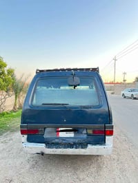 كيا بستة • ١٩٩٥ • التاجي