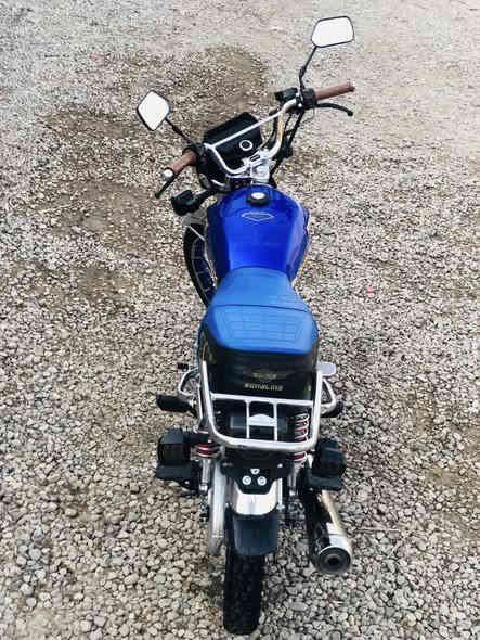 سلام عليكم دراجه للبيع نوع سيفان محراك 200 2025 الدراجه نضافه فوللل ***********
