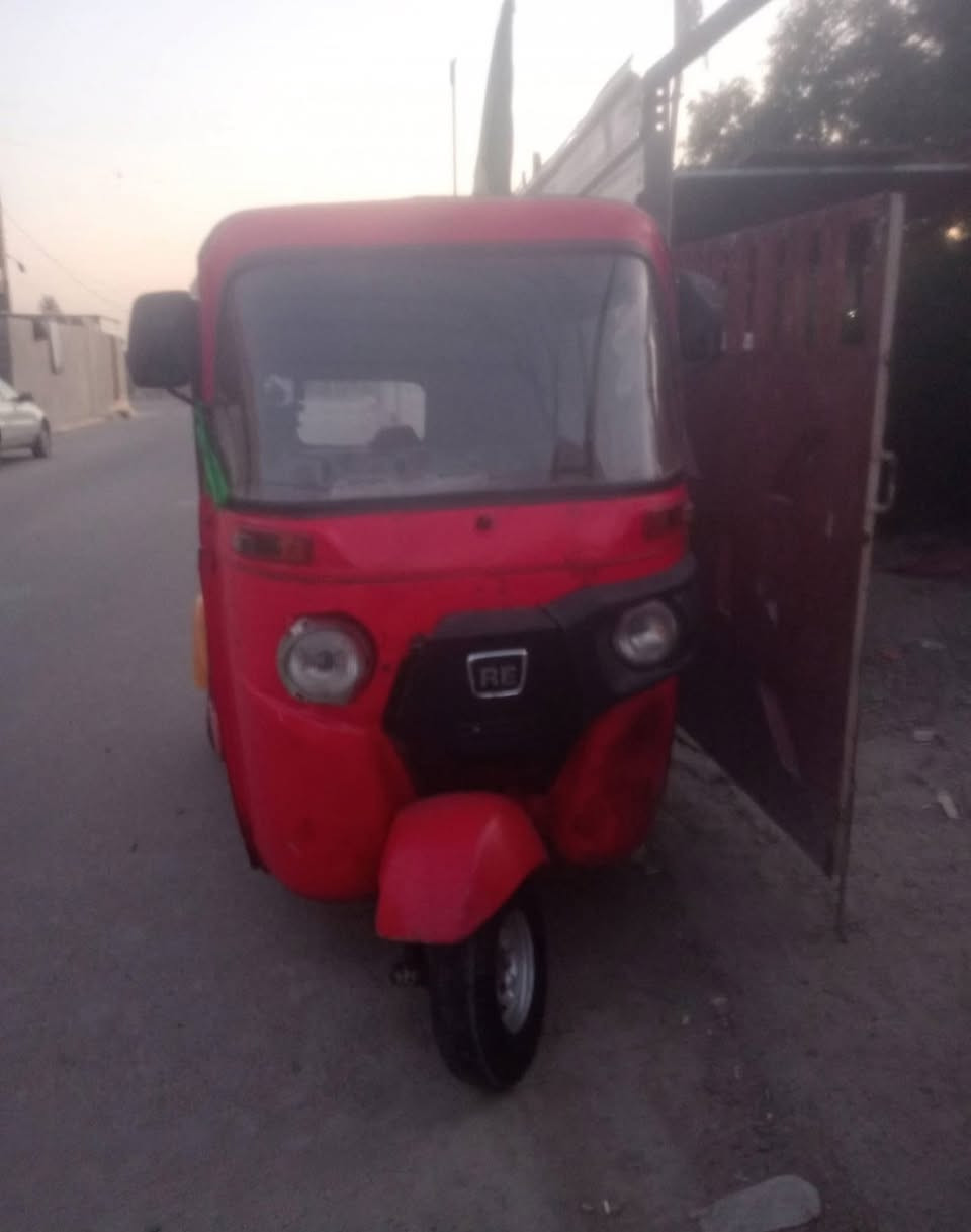 سلام عليكم شباب تكتك لبيع 2018شهر  12تكتك رقم وسنويه بغداد السعر ب 4وبيه  مجال مكاني بغداد الكماليه ***********
