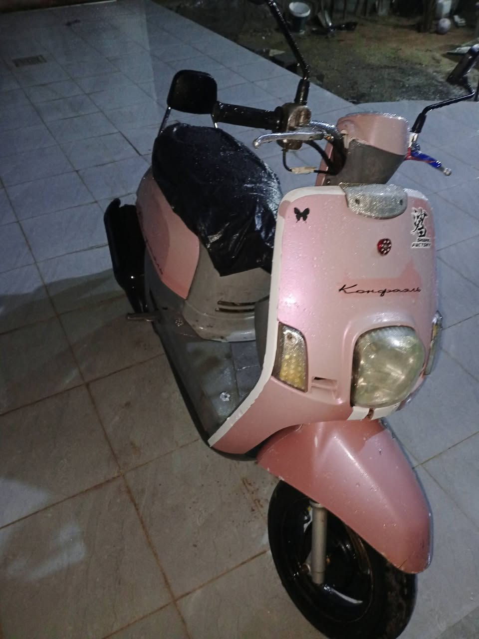 سلام عليكم بوليس كابريتر موديل 2010 مكفوله كفاله عامه ختم واحد ويه المكينه بيه منضومه زنون شمسي كلجات ليموسي سعر خاص  مكاني ديالى الخالص هبهب *********** بي واتساب
