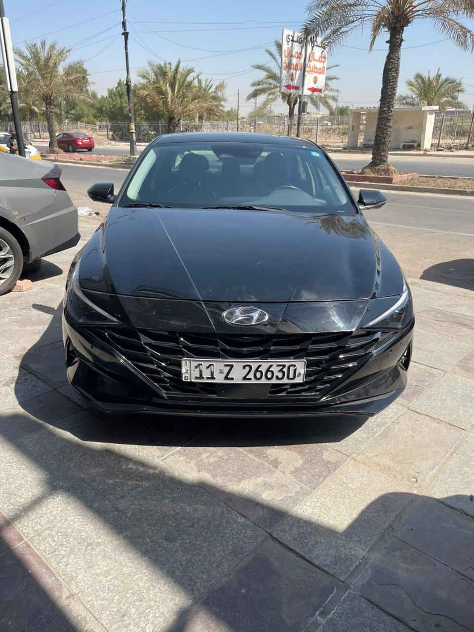 النترا هايبرد موديل 2023
ماشيه 46الف
مكفوله من الشواصي والغد

 مواصفات لمتد limited
١-بصمة تشغيل ابواب وصندوك. (بصمة ابواب لمس) 
٢-فتحة سقف ( سلايد روف ) 
٣-محرك 1.6
٤-كاميره  خلفية دوارة
٥-رادارات 360 درجة ( امامي جانبي خلفي ) تمنع التصادم الامامي والجانبي والخلفي
٦-التحذير عند فتح الباب 
٧-تحكمات ستيرن 4 جهات 
٨-دشبول شاشة 4 وضعيات للعدادات
٩- 3 وضعيات قيادة ( عادي سبورت ذكي ) 
١٠- مثبت سرعة ذكي ( التحذير عند مغادرة المسار )
‏١١-Auto Hold التوقف لفترات قصيرة
١٢-الهاند بريك بصمة
١٣-شاشة بلازمة حجم كبير لمس تدعم نظام الابل كار بلي والاندرويد اوتو بدون كيبل يربط التلفون واير ليس و GPS  
١٤-شحن واير ليس 
١٥-ويل كب ١٧ مميز 
١٦-نظام الصوت Bose عدد السماعات 8 
١٧-تشغيل عن بعُد 
١٨-اشاير بال مري
١٩-اضواء ترحيب عند الاقتراب 
٢٠-لايت لد 3عدسات وسكنات لد 
٢١-كشنات جلد السايق كهرباء 
٢٢-نقطة عمياء
٢٣-تدفئة/ تبريد بالكشنات
٢٤- لد متغير الالوان 12 لون على طول الدشبول
٢٥- كير اوتماتيك و S عادي
٢٦-تحديد مسار وقيادة ذاتية  ورادار امامي 
٢٧- مانع انزلاق السعر ١٥٧
***********
