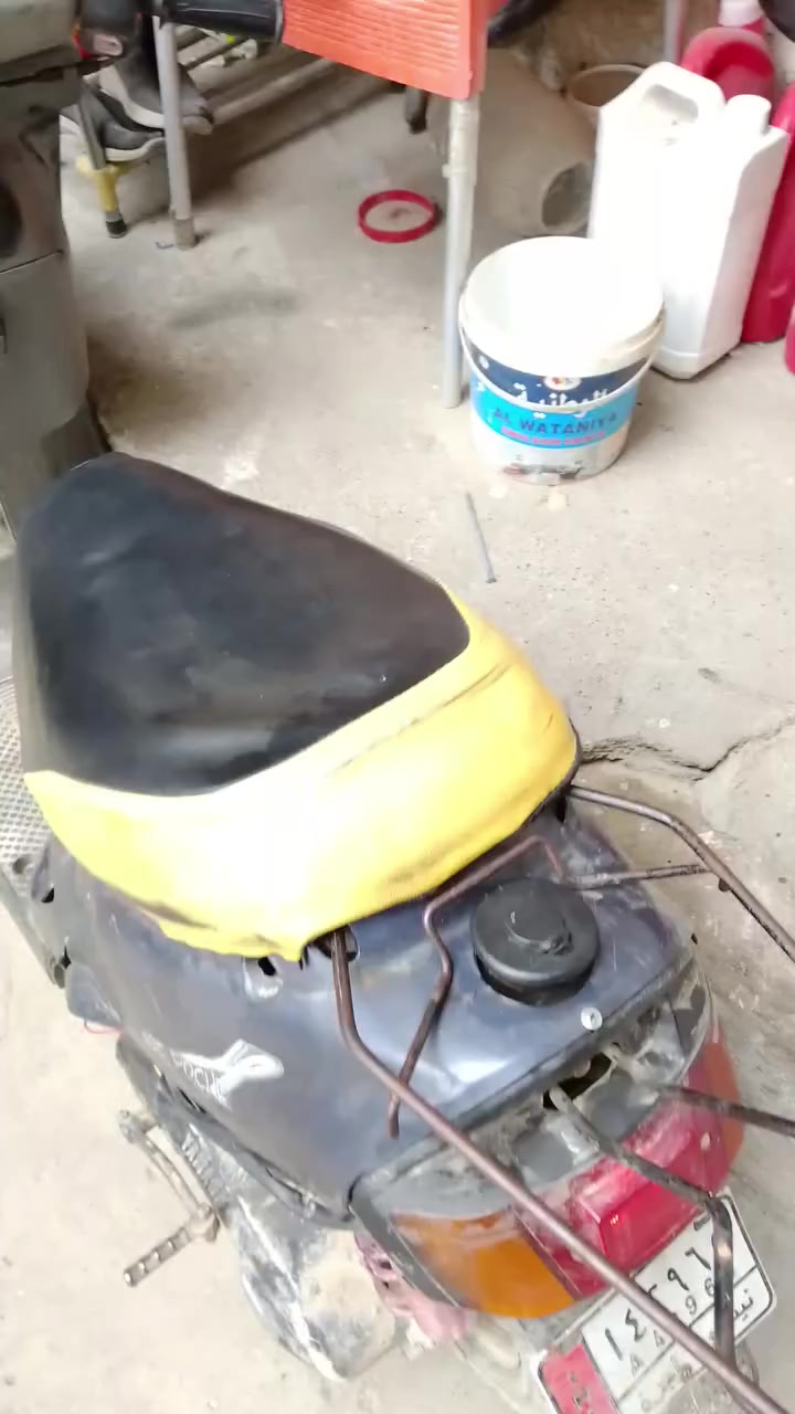 السلام عليكم للبيع ماطور مكينه معمرا جديد فول تحريكه  تكدر تحربو السعر 100


**إذا كنت صاحب هذا الإعلان وتريد حذفه لأي سبب، رجاءا أرسل رسالة إلى الدعم الفني**