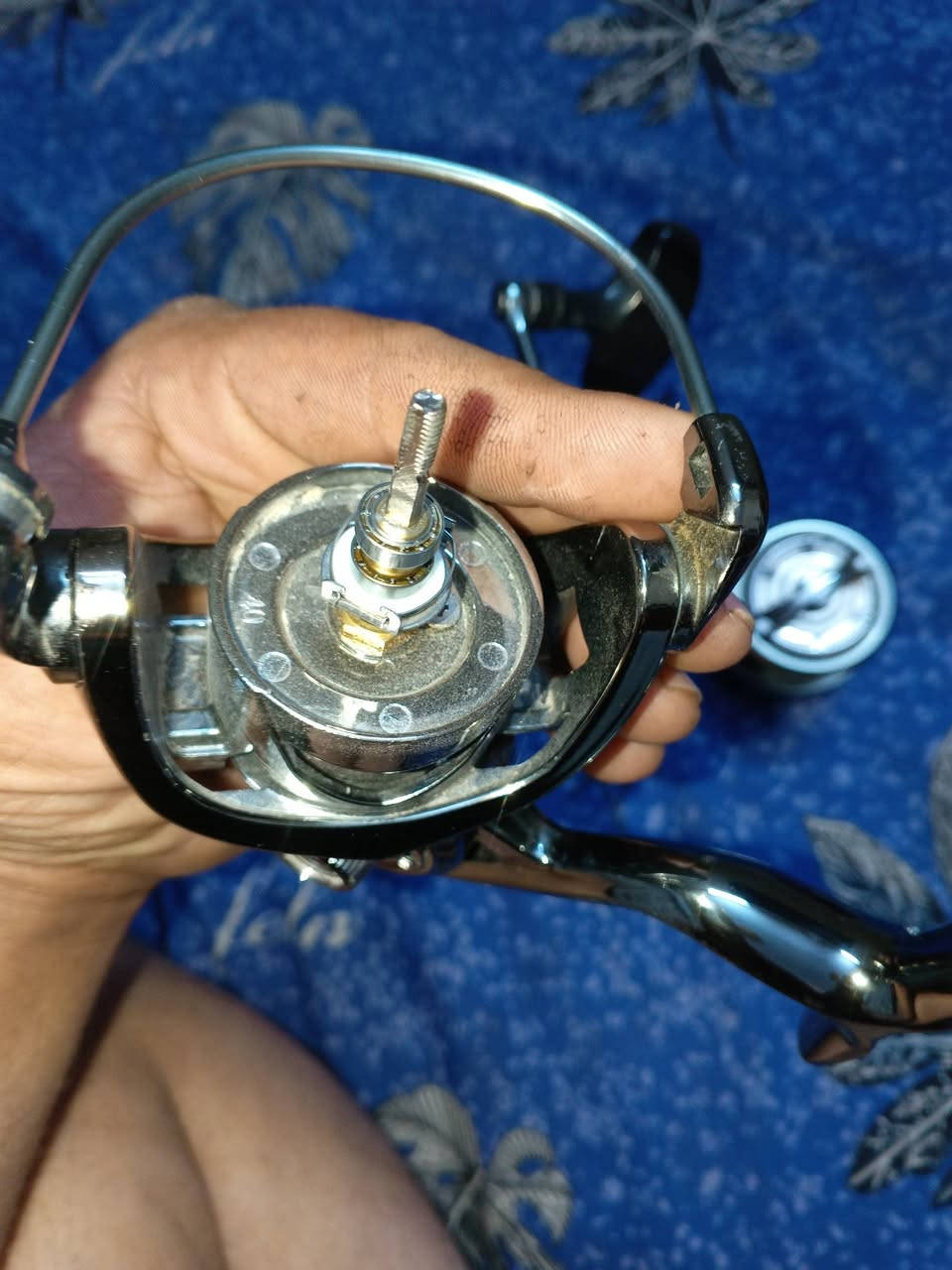 يا الله عيني مكينة حجم 4تالاف يدة حديد اكلاص حديد نضام اليدة سن مكينة تخبل من شركت اس تي سعر المكينة 30الف يوجد خدمة توصيل الجميع المحافضات 5تالاف الحجز ولاتصال على الواتساب او على الخاص ***********
