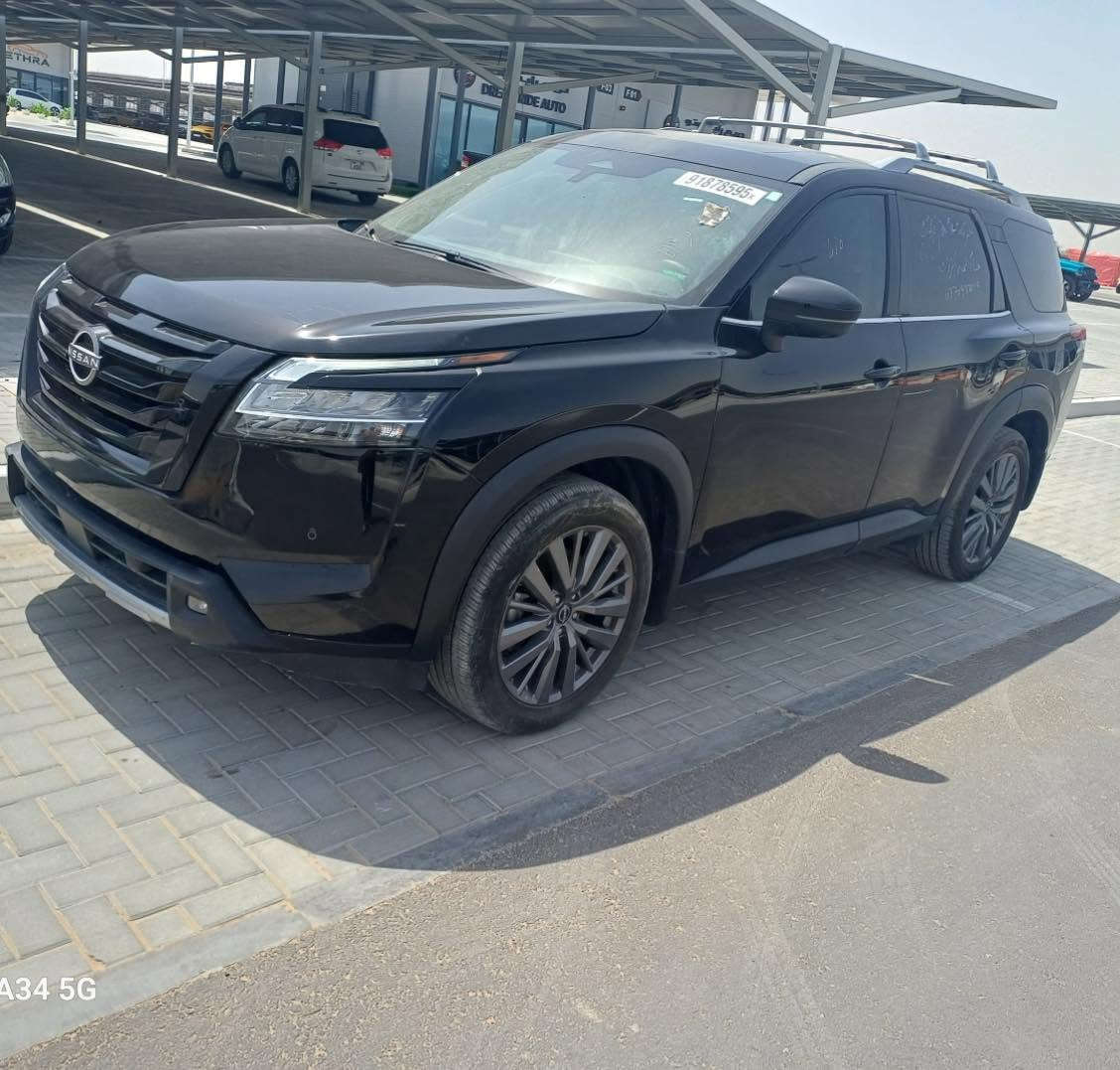 علىً بركة الله 
وصول وجبة سيارات 🚘 جديدة 
كل من نوع 
1نيسان باثفندر بلاتينيوم لون ابيض 2024
2نيسان باثفندر SL بلاص. لون اسود 2024
3تايوتا رافور XLE لون ابيض 2024 
4نيسان التما sv  لون كرزي 2024 

معرض هشام الحمداني لتجارة السيارات 
#العنوان كركوك حي الخضراء شارع المعارض 
للاستفسار ☎️☎️☎️
***********
***********

***********
