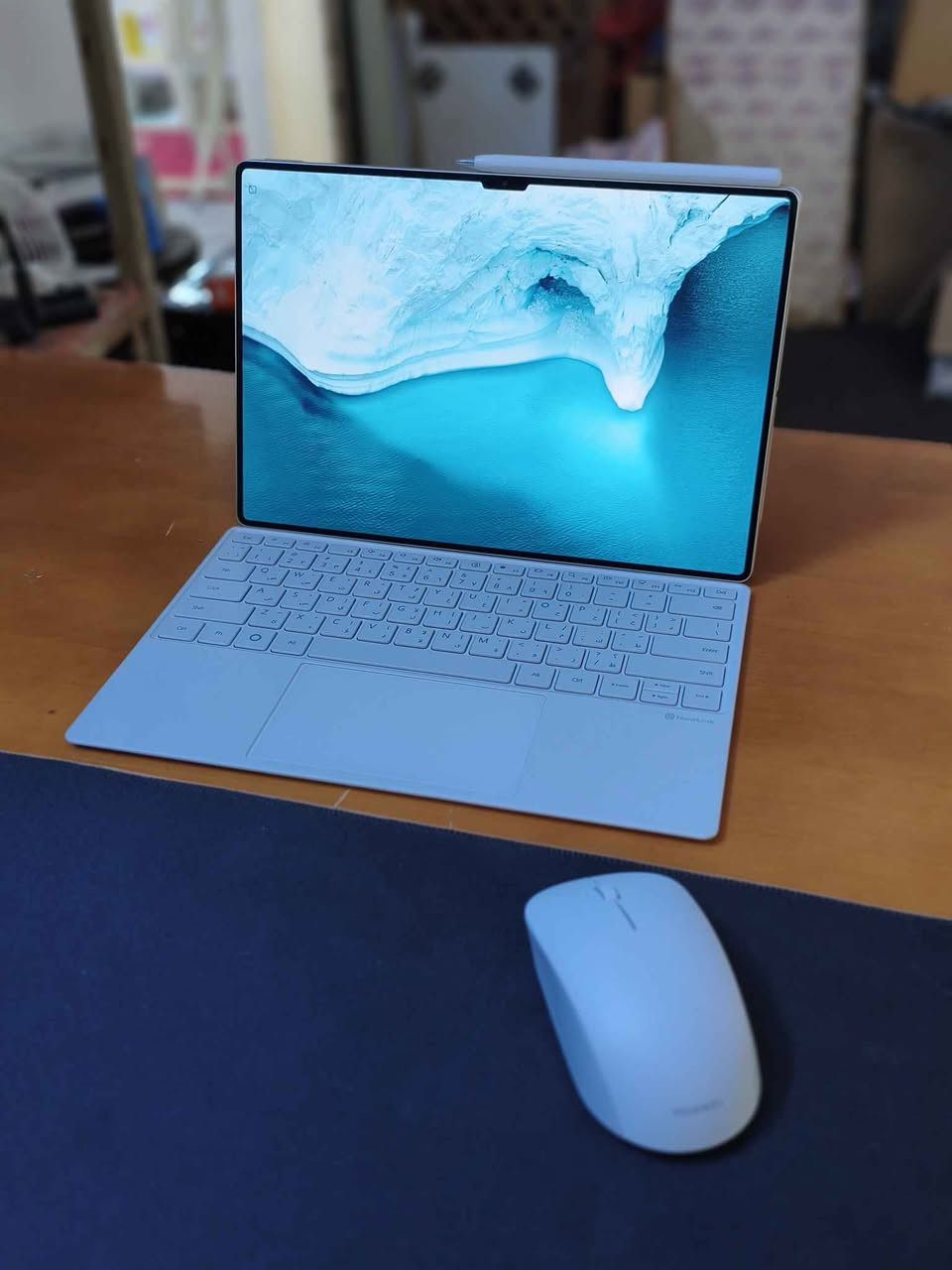 هواوي ميت باد برو 13.2 للبيع 

ذاكرة 512

كامل ملحقات قلم كيبورد وماوس وشاحنة 

مستخدم اسبوع

السعر مليون و150 قفل 

بيع فقط بدون مراوس 

عنوان ذي قار

مكلف بنشر 
 يوجد توصيل 
للحجز راسل الصفحة 
واتساب *********** بغداد, العراق
