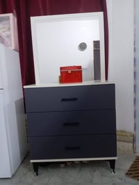 غرفة نوم تركيه • نضيفه • الانبار