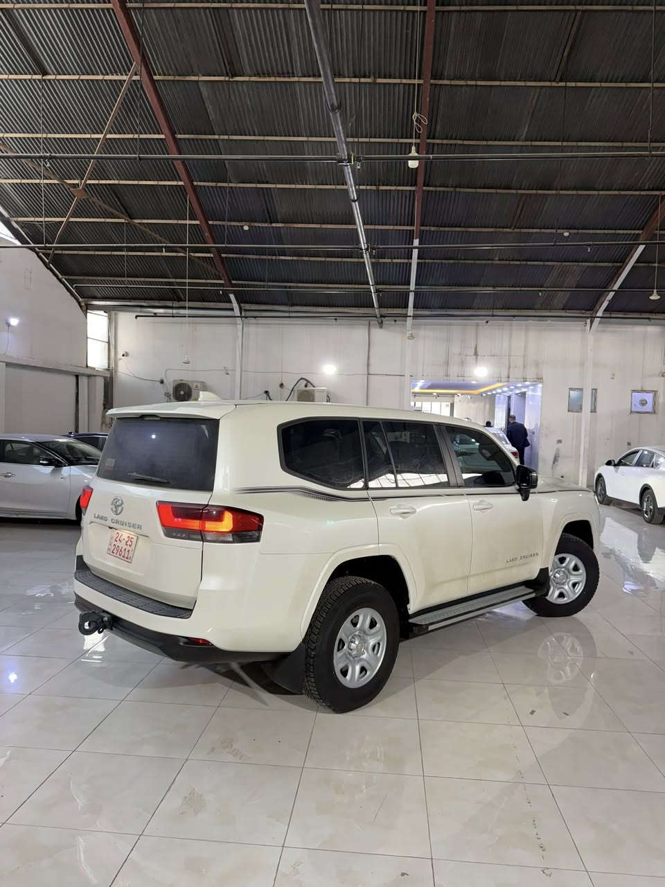 تويوتا لاندگروز موديل ٢٠٢٥
مواسفات G شركة جيهان
مواسفات تبريد مركزي و بسمة 
شاشة الكتروني  لايتات زينون
كاتي بعد مام رقم  سياره كفالة عامة
سعر رقم موبايل موجود 

***********📞 كورك واتسئاب
