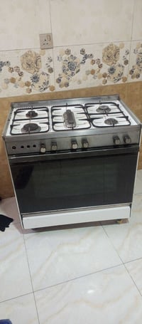 فرن • طباخ • أجهزة منزلية • مطبخ
