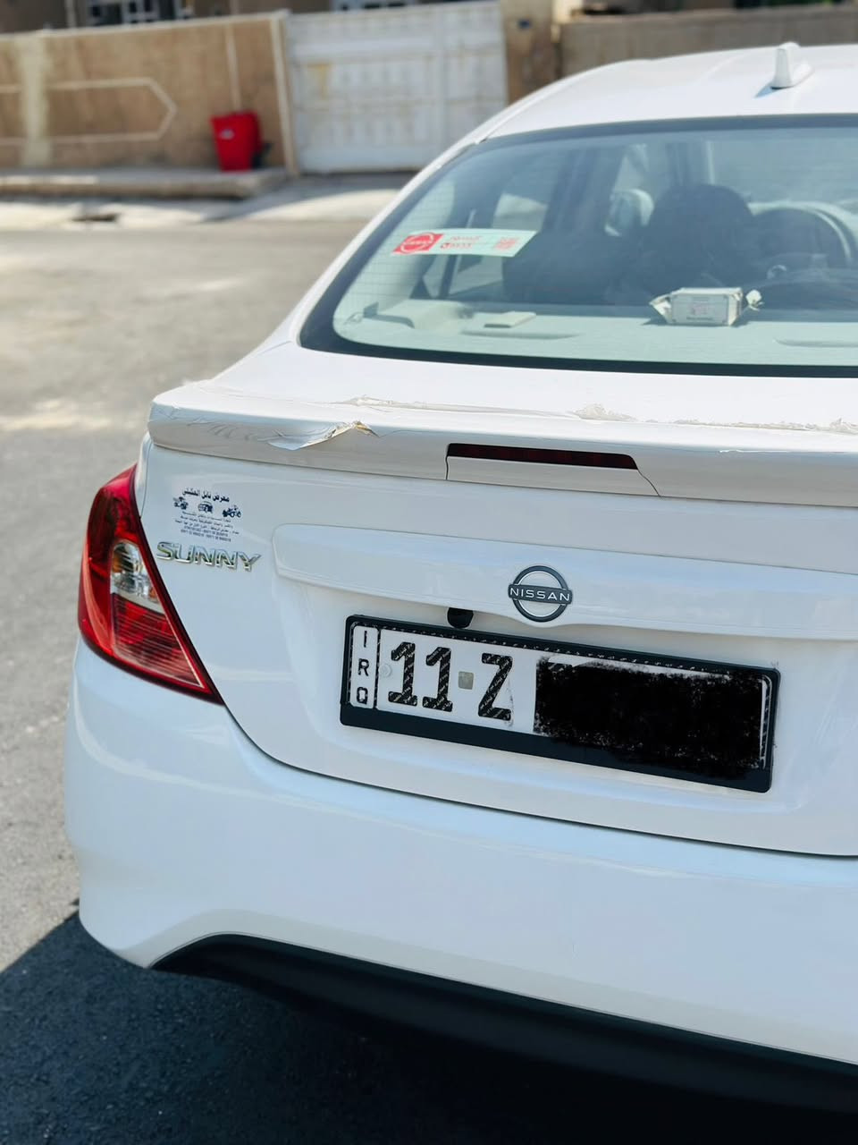 السلام عليكم 
نيسان صني 2024 هندي ام الضمان شركه السور شباك النحله الشكل الجديد 
السياره كفاله عامه من كل شي الضربه التبديل الصبغ البارد على وضع الشركه شرط الفحص ماشيه السياره (21) الف 
السياره صارف عليه دوشمه + ارضيه جلد +عازل وصوت السياره جاهزه من كل النواحي مال جناي 
- رقم بغداد جديد وبسمي 
- السعر 136 وبيه مجال 
- مكان السياره بغداد 
الاستفسار الاتصال على الرقم ***********
