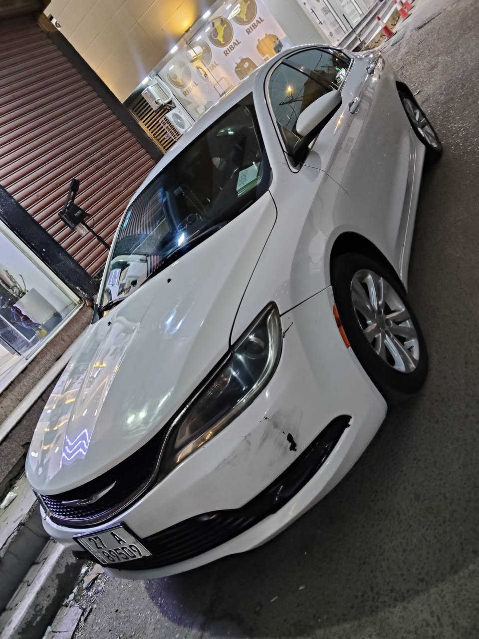 C200 /موديل  2015 مكانهه بصره وارد امريكي ضربتهه بجم بدون دواخل ولا لغود ولا شاصي بيهه 3قطع صبغ بنيد وجاملغ وباب عكس السائق والصندوك مفتوح بأسمي تحويل هزه جديده جاهزة للأخير تبريد حداده كهربائيات اي نقص ما بيهه السعر87 مجال قليل كلش 
***********
