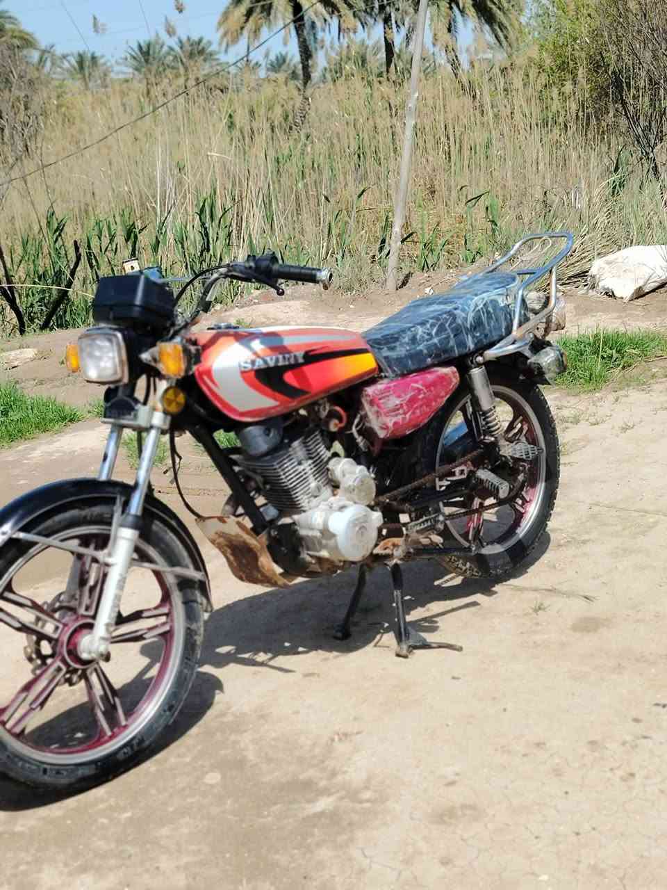 لبيع سيفان 21مكينه ما مفتوح اوراق جاهزه كهربيات محركه ***********بابل الحمزه الغربي
