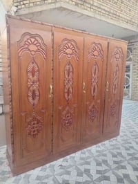 كنتور 4ابواب نجاره صاج نظيف جدا سعره 150  شراي يدخل خاص او واتساب   07...