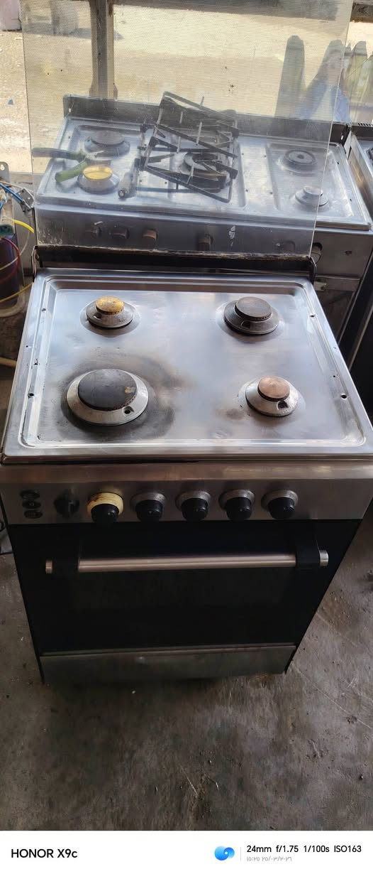 طباخ ٤عيون شغال كامل كلش نضيف
سعر ١٠٠بي مجال 

مكان بعقوبة المفرق 

للتواصل ***********
