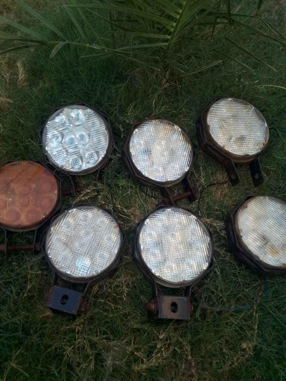 بلاجكتورات همر زوجين شرط شغل زوج و تكه طافيات للبيع شلعه وحده سعر 300وبيه مجال ***********
