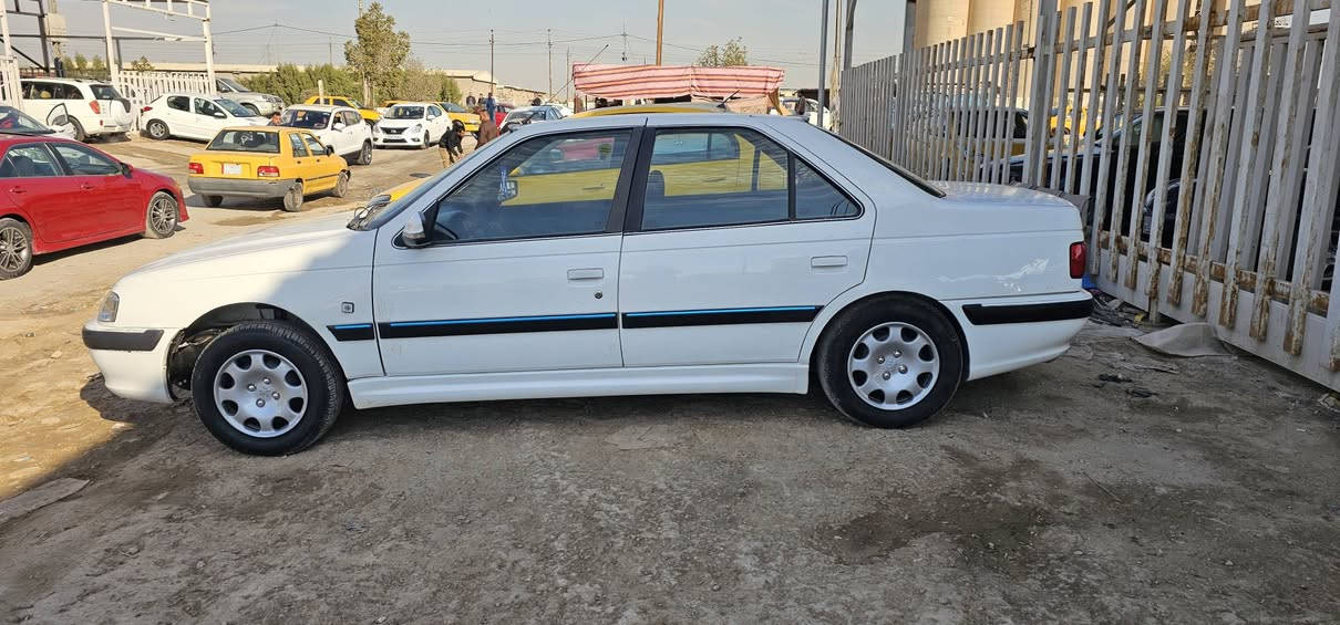 سلام عليكم بارص خصوصي موديل ١٥ مكفوله من الضربه بيهه خياسات مصلحه وبنيد طاير بدلته فقط مكينه وكير وتبريد خير من الله رقم نجف السعر ٤٦ وبيهه مجال بسيطه الإتصال *********** (السياره موجوده بديوانيه )
