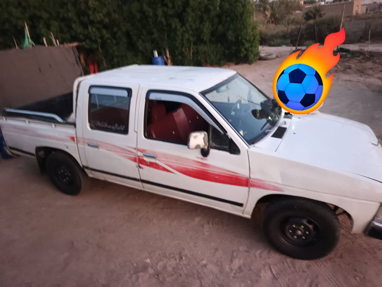 نيسان للبيع 94 كير أو مكينه ونجي 4 شرط حاويه حداديه أو تخم تاير جدد دوشمه توني مسويها كلها فارشها جلد تحويل ثاني يوم رقم ميسان سعر41 بيها مجال ***********
