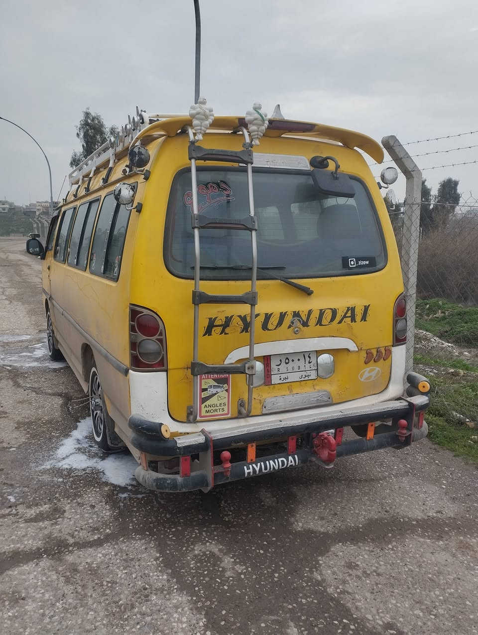 سلام عليكم
كيا هونداي للبيع 
محرك و كير شرط 3000سوبر
تخم تاير جديد 
داخل مدوشم جديد ارضيه وكشنات 
رقم نينوى مديل 1998بسمي
سنويه الى 2027
خط انتصار صافيه هيئه ومرور 
***********3
