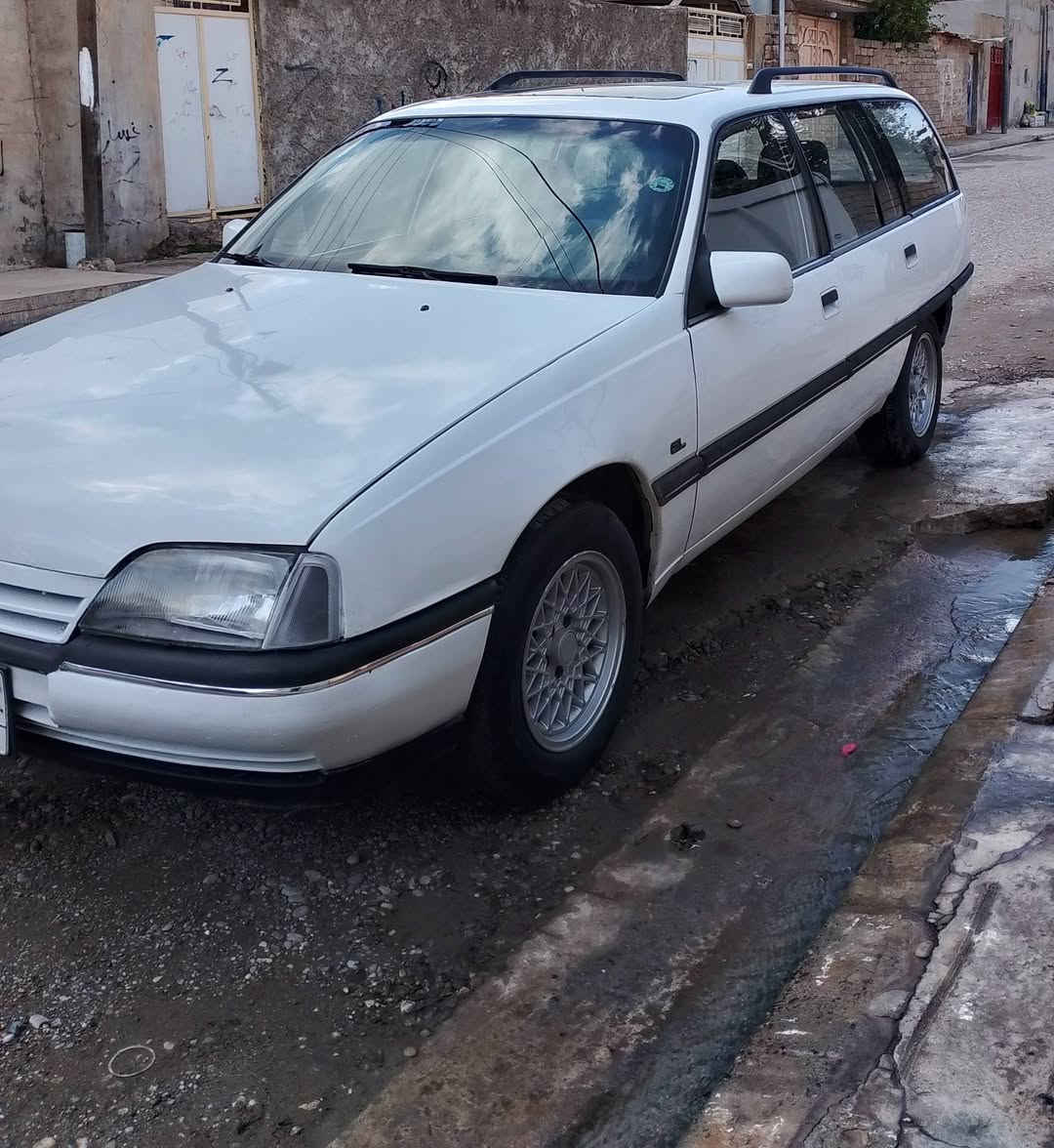 #للبيع_أوبل_أوميگا
موديل 1989
صاحبه الشرعي من الموصل 
السعر 32 وبي مجال
للأستفسار ***********
