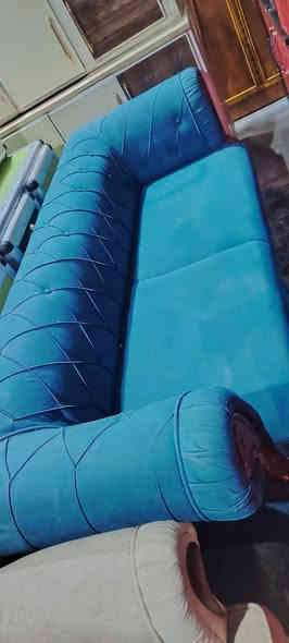 تخم ١٠ مقاعد ٥ قطع التخم نظيف جدا السعر ٣٥٠ الف العنوان البدير شارع جامع ال حجي رشيد القريشي مجاور جملة جاسم البولاني
***********
***********
