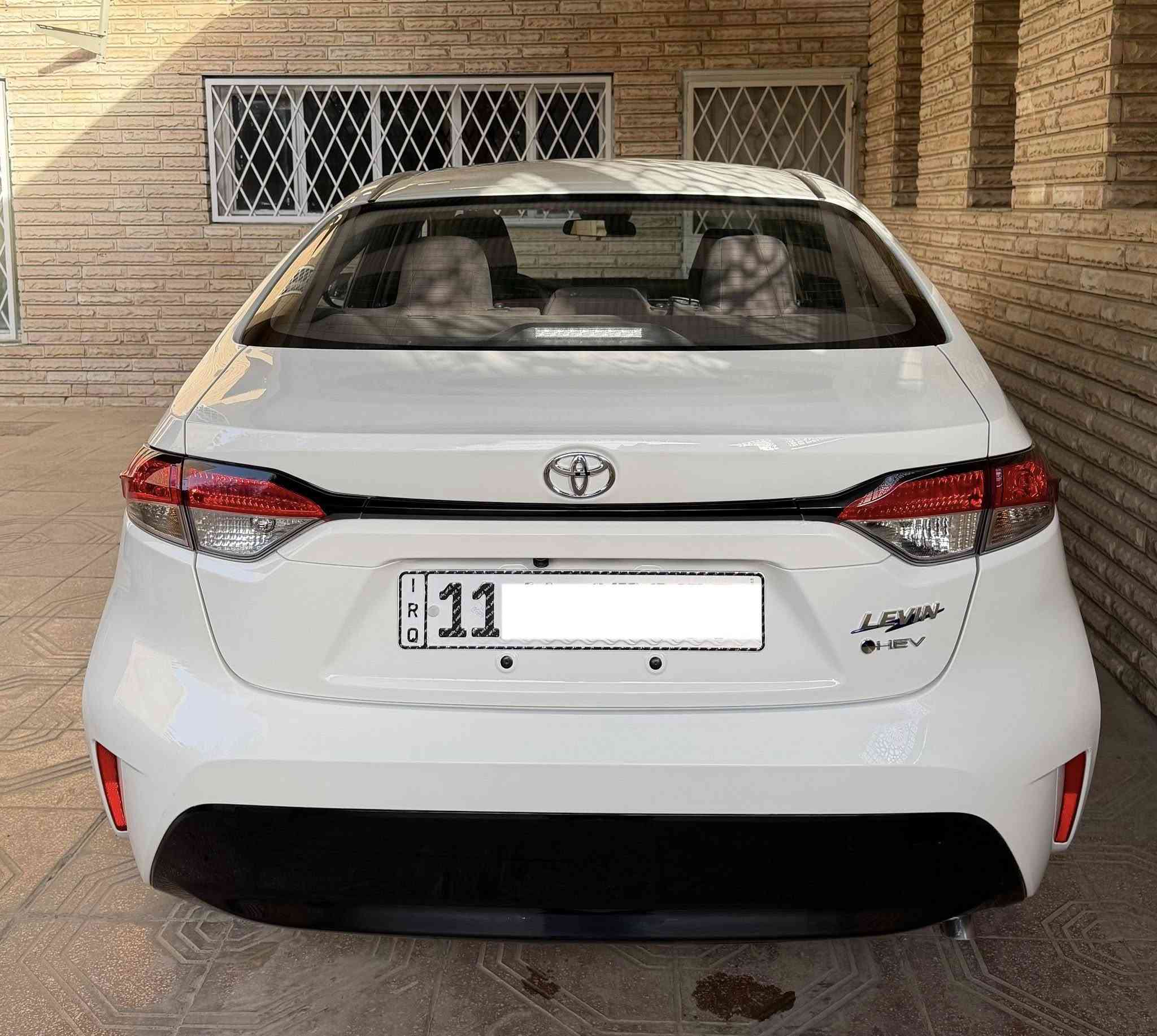 السلام عليكم 
كورلا ليفين 2025 الشكل الامريكي ماشيه 11 الف سياره جديدة جداً مابيها اي ملاحظات مكفوله من كلشي  رقم بغداد بأسمي مكينة 1800 هايبرد سياره فتحة رادار توقف تلقائي مانع تصادم كامره شاشه جبيره عداد ديجيتال سبير منازل وبصمتين سياره وارضياتها بعدها بالنايلون مكان السياره بغداد السيدية السعر 153 ورقه وبيها مجال بسيط ***********
