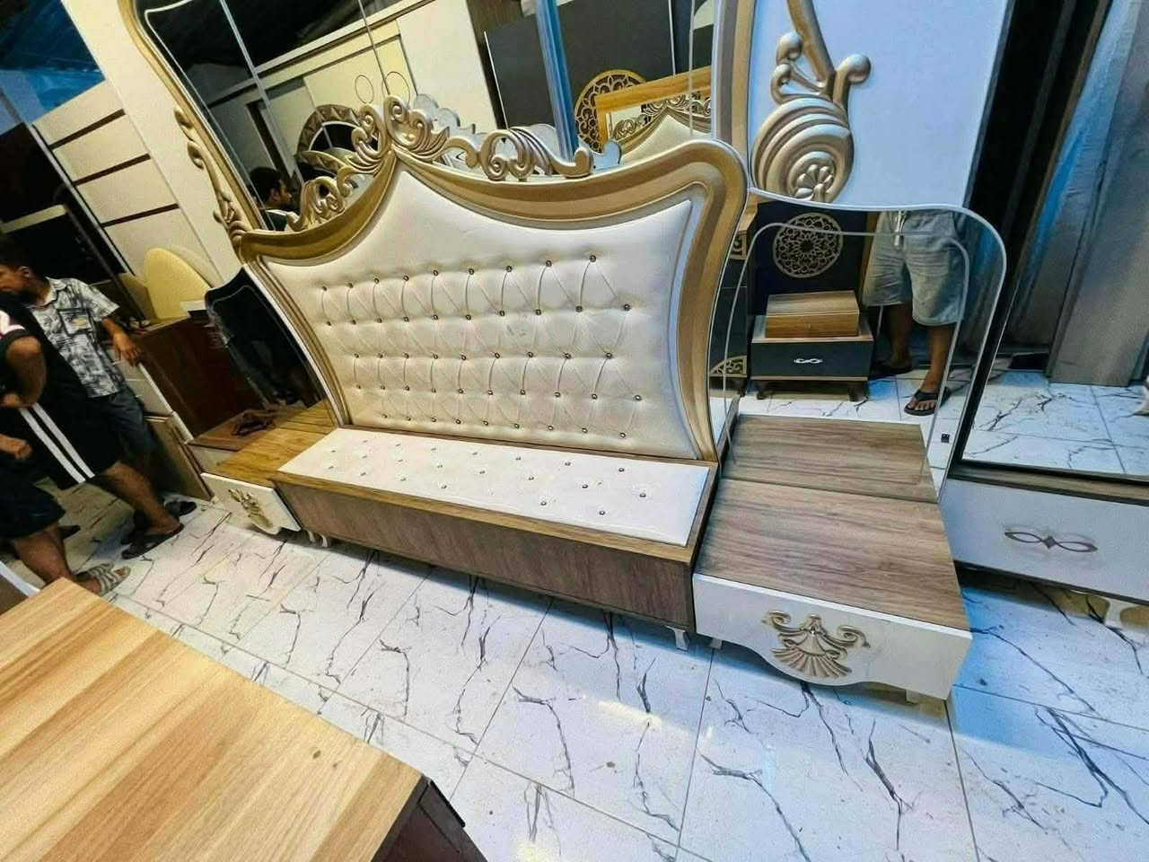 غرفة نوم تركي مستخدم👩‍❤️‍👨
نضافة 80بل💯
عدد القطع / 8
نضام / 🚪سلايت
شازلون مخزن 
لون اوفيات مطعم صاجي 
سعر / 650قفل 💸
شد ونقل داخل بغداد مجاني🆓
يوجود توصيل محافضات✈️
تصعيد حسب الاتفاق


**إذا كنت صاحب هذا الإعلان وتريد حذفه لأي سبب، رجاءا أرسل رسالة إلى الدعم الفني**